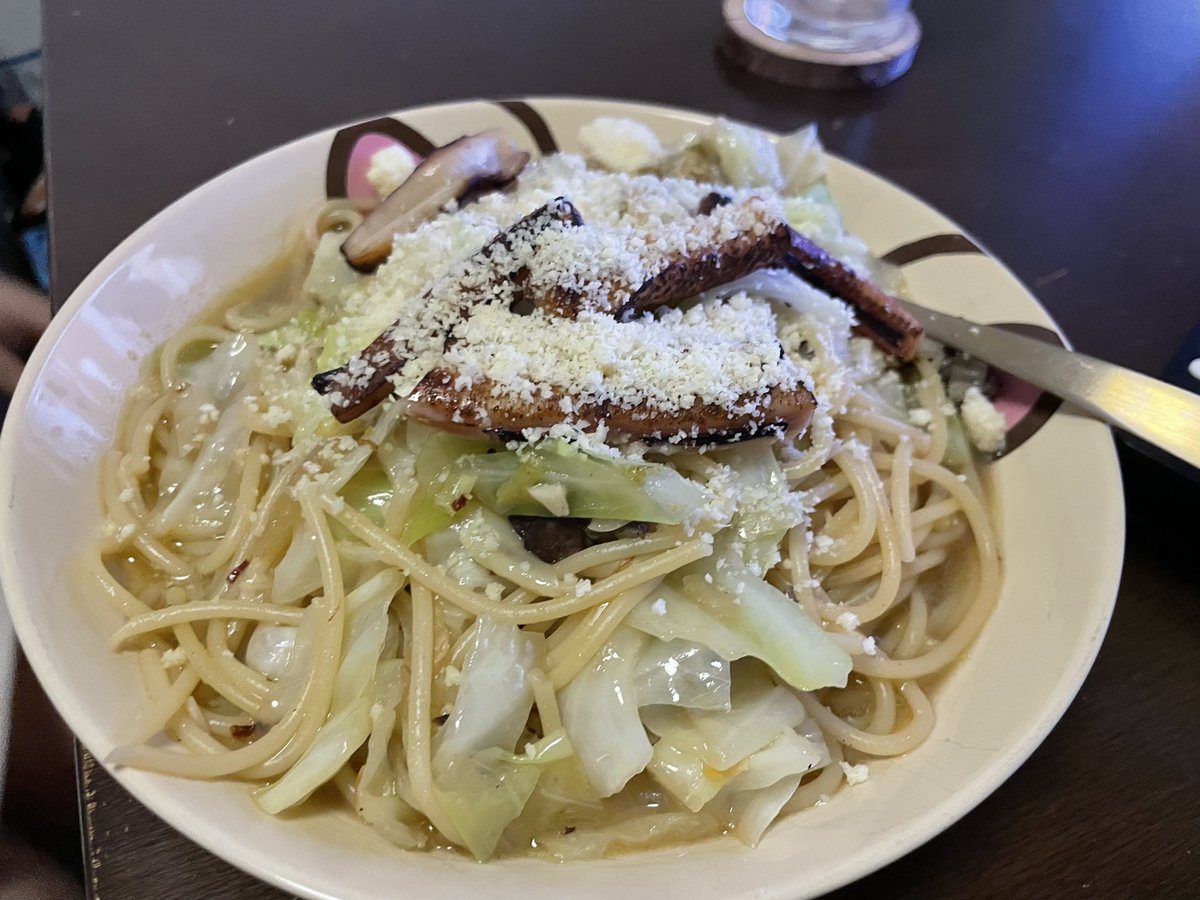 イカとキャベツのペペロンチーノ