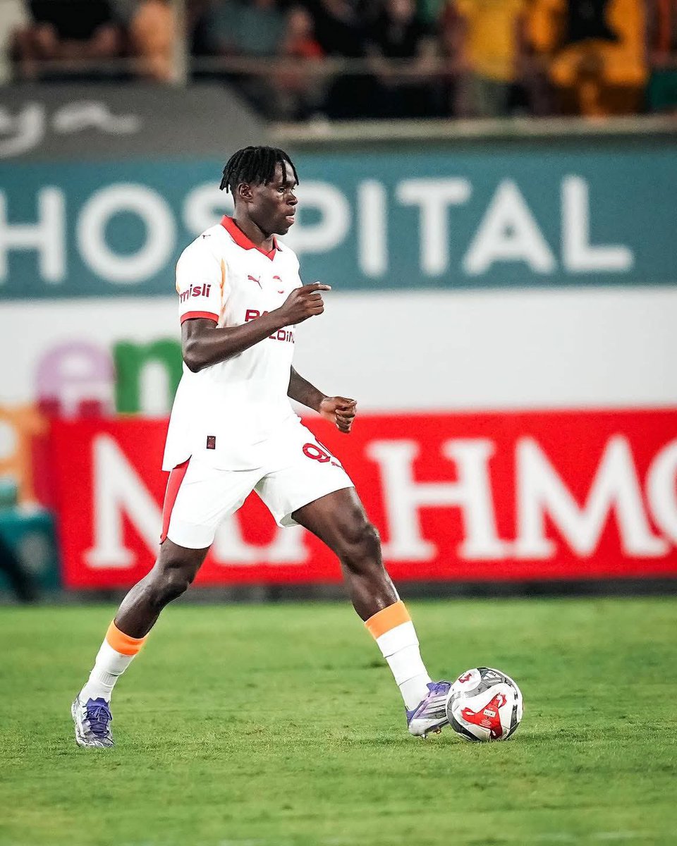 🚨Singo’nun sol arka adalesinde orta düzeyde strain (zorlanma ve kanama) tespit edildiğini açıkladı.

🚑 Singo yaklaşık 3 hafta sahalardan uzak kalacak.:(