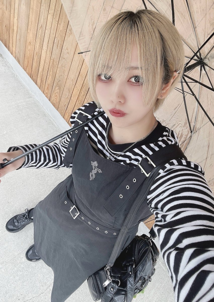 紫水蓮 tweet media
