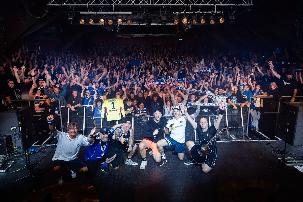 Danke für 3 sensationelle Abende! 💙🤍🖤 …und gleich noch 3 Punkte 💪
#markthallehamburg #hsvfsv #wirsindderhsv