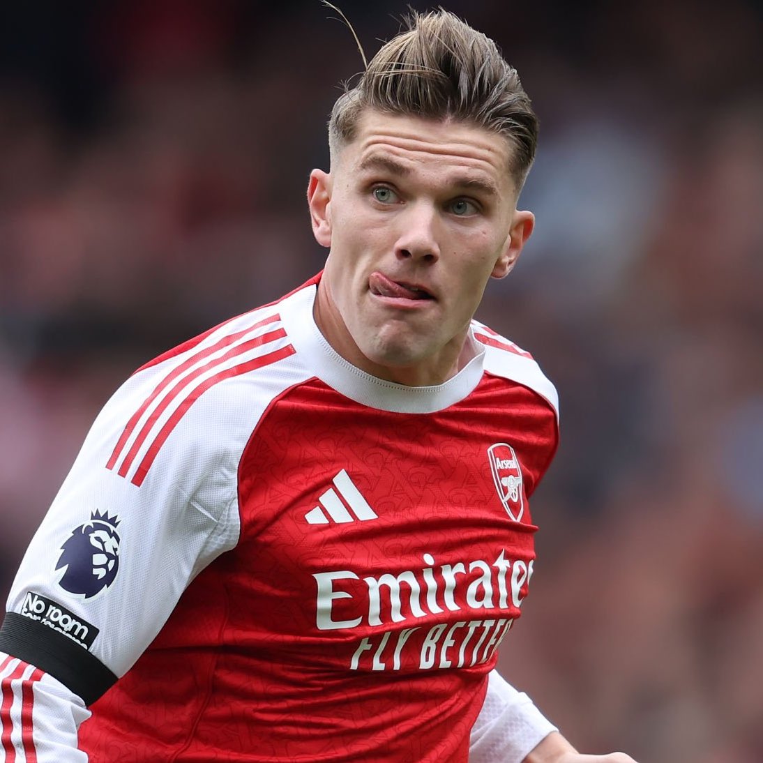 People forget, or are literally delusional to accept that Viktor Gyökerës has actually NEVER had Premier League experience prior to Arsenal. 3 in 7 is far decent for a striker who missed more preseason minutes than most, couples with a protracted Transfer Saga. He will come GOOD.