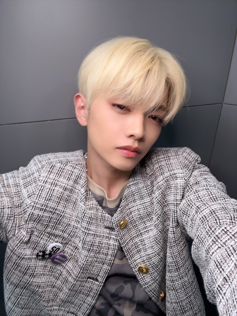 wildblue_ykme's tweet photo. [HAYATE]

今日もSTARRY摂取完了💫

なんの顔

#ThePerformanceZero
#WILDBLUE #宮武颯 #HAYATE https://t.co/DU8kURg9xS