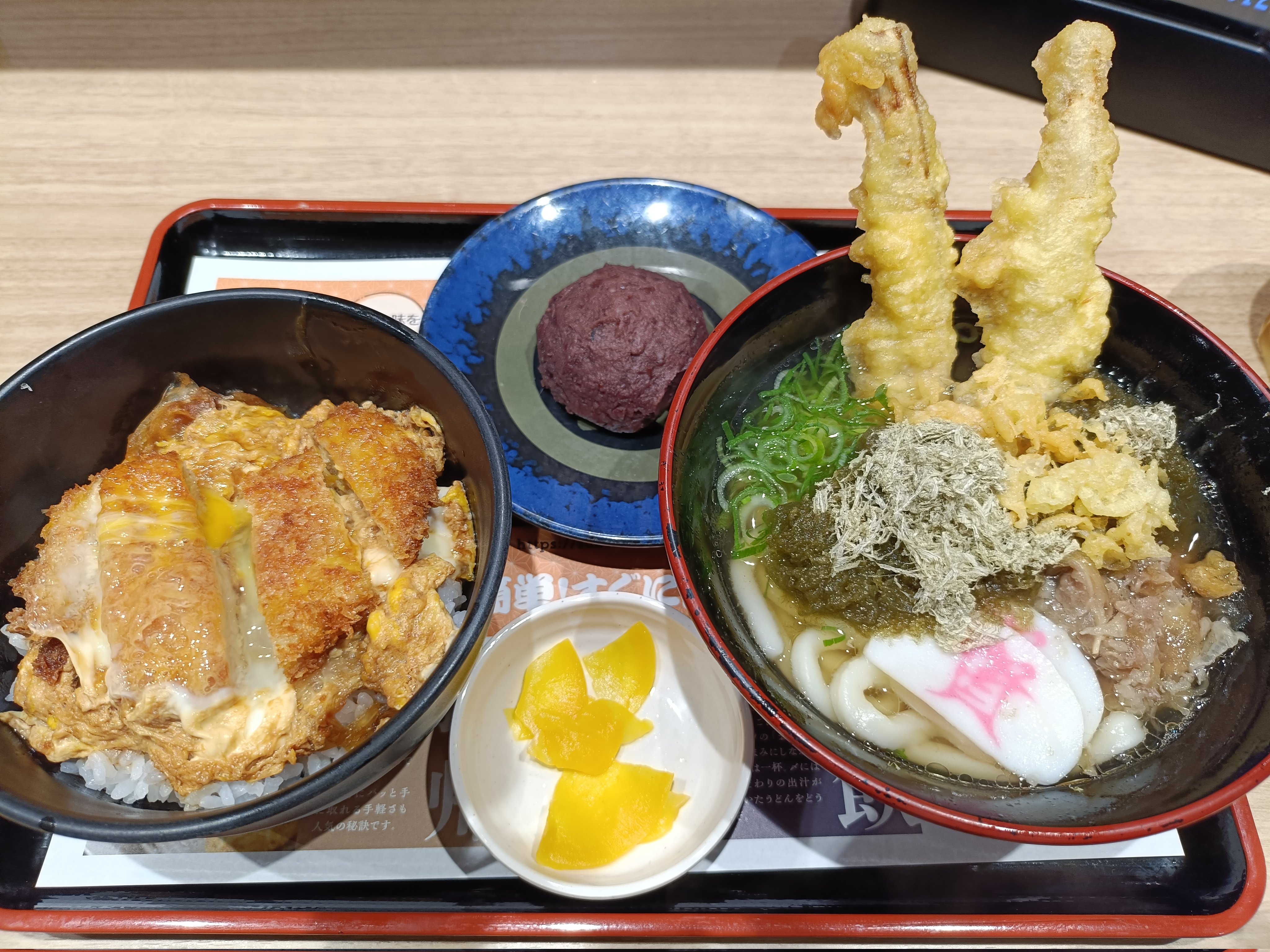 うどんです。 自家製麺 うどん UDONSTAND TATSUMI こんにちは😃 TATSUMIの