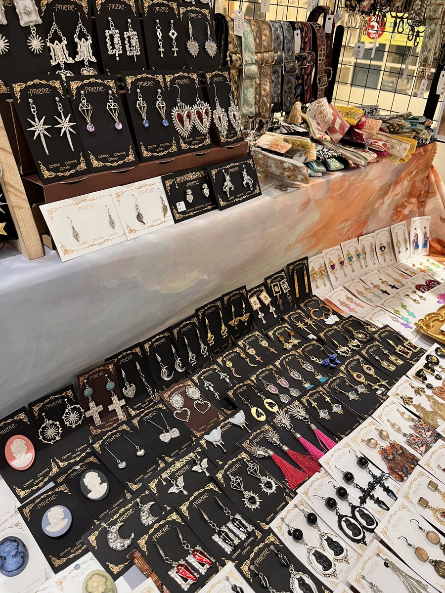 本日も町田モディPOPUPありがとうございました✨今日も久々の顧客様にお会いできまして嬉しかったです🥰
明日もお昼から20時までお待ちしております🖤
