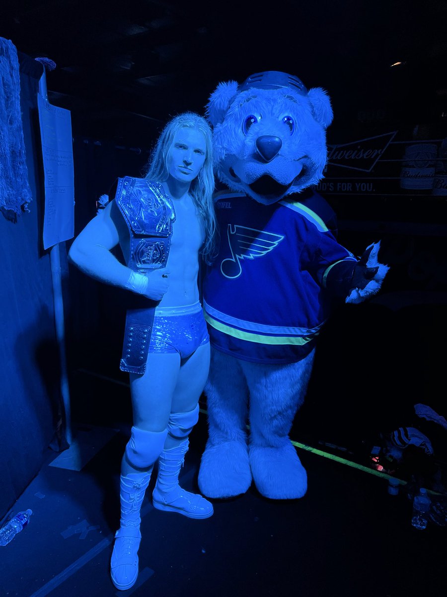 thecalvinkelly's tweet image. Yeah I’m like that 
@PWEpic 
@grandelwrestle 
@LouieSTLBlues