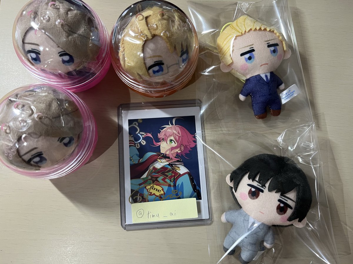 timu_ai's tweet photo. 【交換 譲渡 買取】
ヘタリア 食べ歩き かぷっこふれんず

求)同異種英＞定価＋送料or同異種普 中

譲)食べ歩き 中 ★日 西 
      かぷっこふれんず 仏 ★米 独 ★日

＊★きびしめ
＊かぷっこふれんずのカプセルは付属しません
＊比率違い問題ありません🙌
お気軽にお声がけ下さい🙌 https://t.co/8CaeAjDwO0