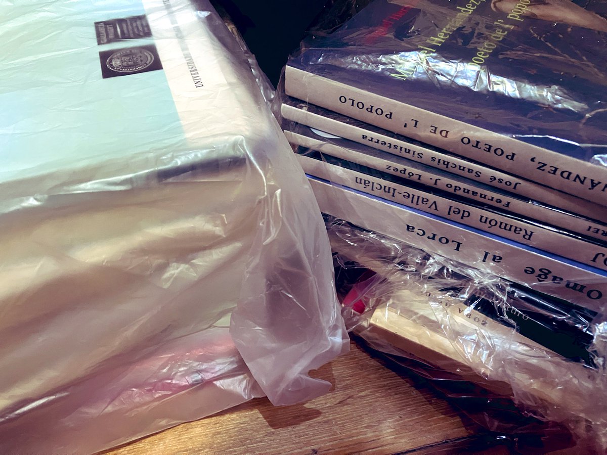 エスペラント図書館🌗 tweet media