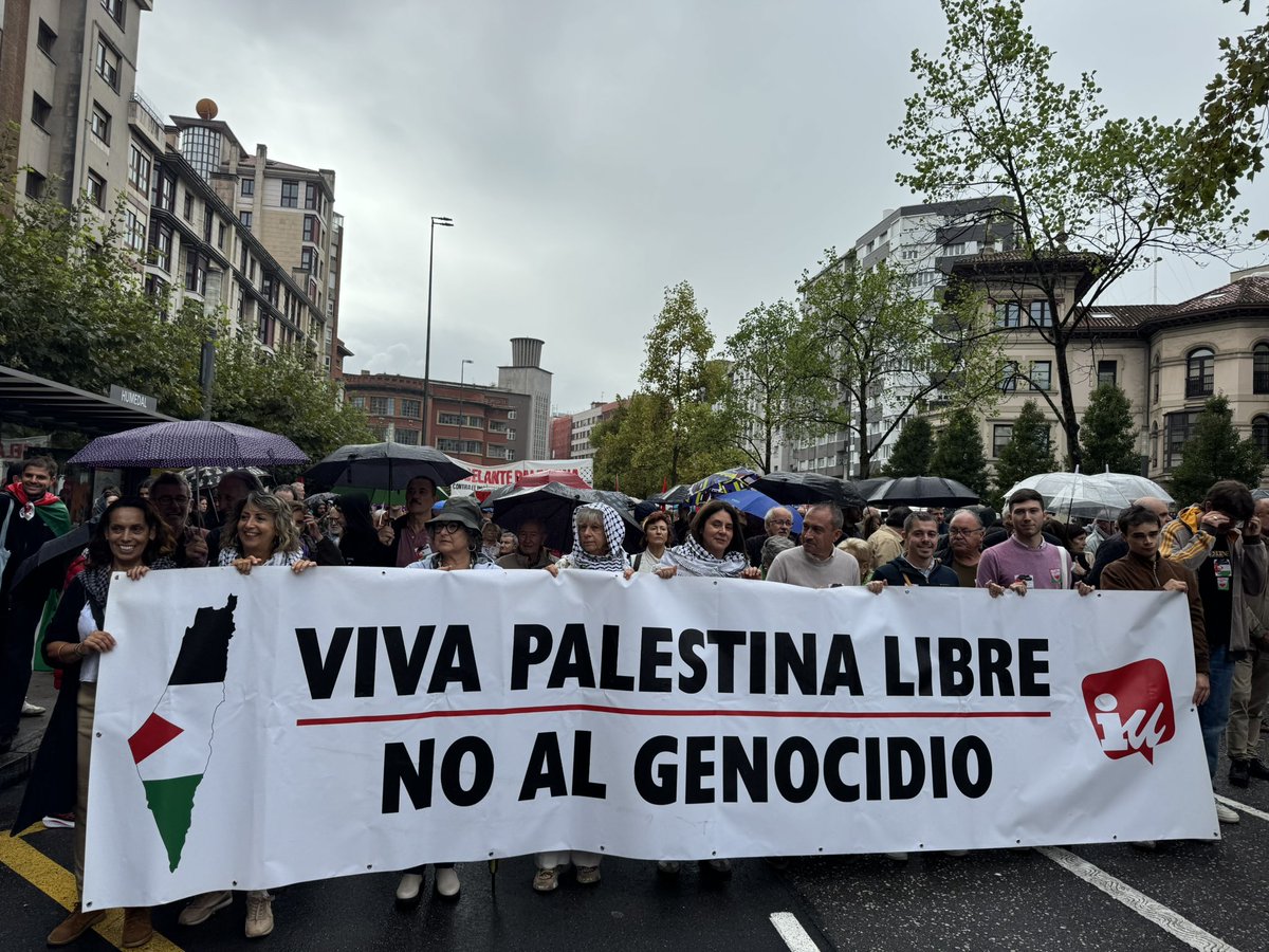 Respaldo masivo de la sociedad asturiana frente al #GenocidioEnGaza. IU-Convocatoria por Asturies respalda todas las manifestaciones para exigir el fin de la masacre y llevar a los tribunales a los genocidio israelíes que han asesinato a más de 65.000 personas