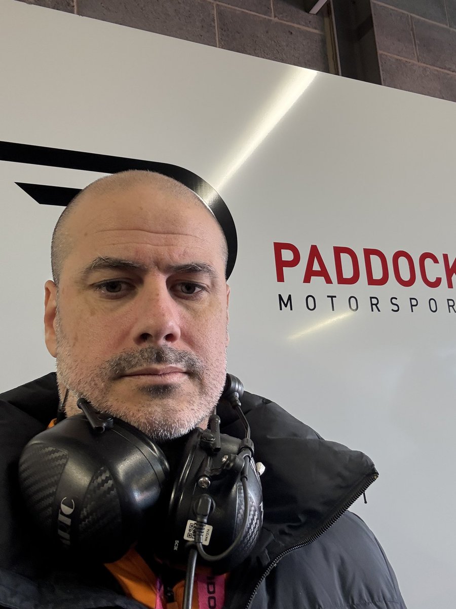 Rubinga_'s tweet photo. Domingo de carreras en la última prueba de la temporada de la @BritishGT let’s go team Paddock Motorsport! https://t.co/gTg1qC5Xcg
