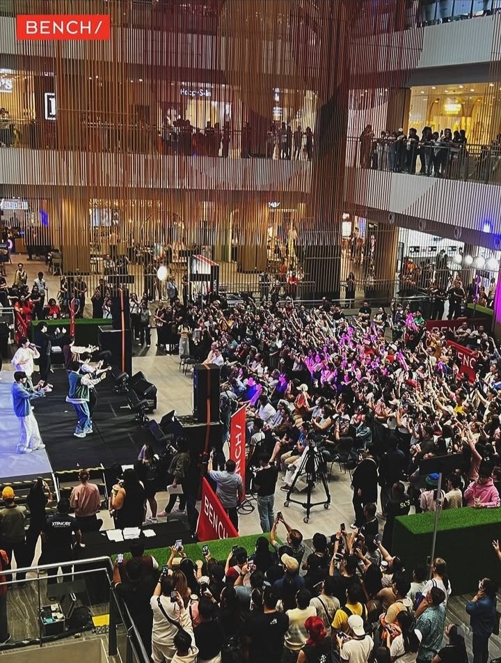 This is the power of ANCHORS.. 

LIVE AND SIGNED WITH HORI7ON

#BENCHxHORI7ONFanSignEvent
#HORI7ON #호라이즌
<a href="/HORI7ONofficial/">HORI7ONofficial</a>
<a href="/benchtm/">BENCH/</a>