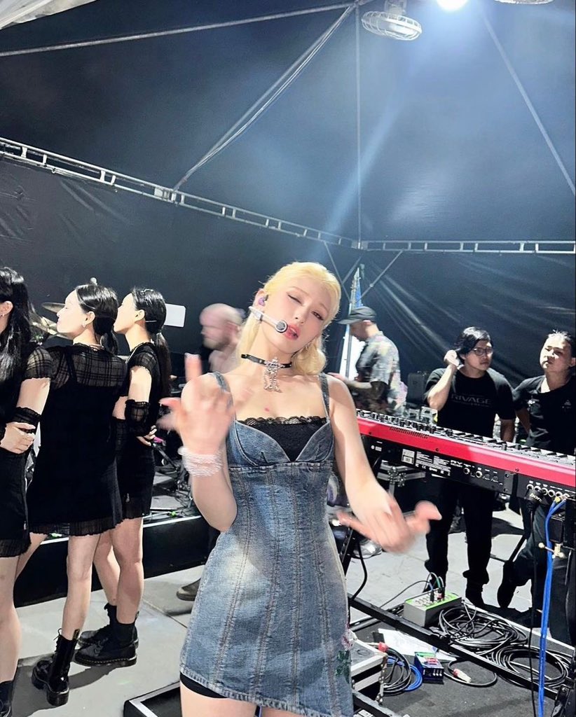 Somi, J. tweet media