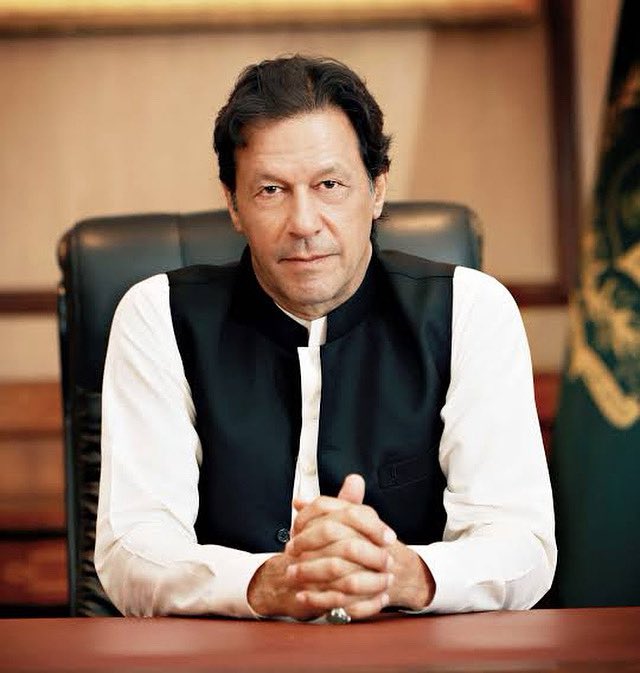 SameerCh526's tweet photo. ڈھونڈو گے اگر ملکوں ملکوں 
ملنے کے نہیں نایاب ہیں ہم 

سالگرہ مبارک خان صاحب ❤️ https://t.co/zNg7h1xMIu