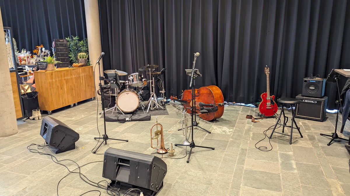 discappy's tweet image. Vanmiddag geluid verzorgen bij Jazz @BiebAlmelo met HelenMusic in #Almelo #awtd