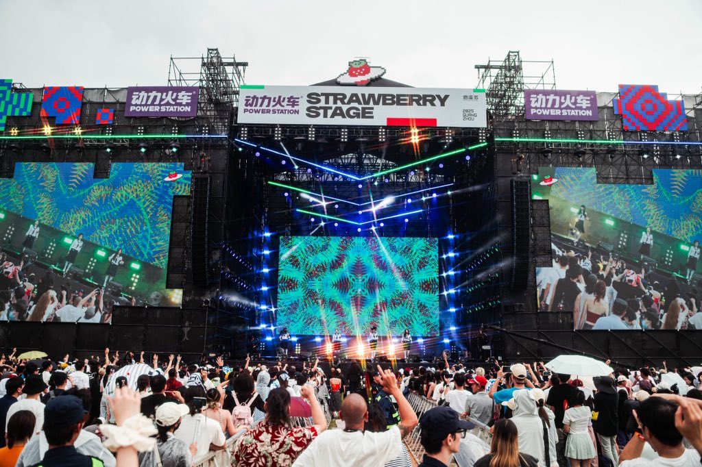 G2ftUAKbcAESxjX?format=jpg&name=medium