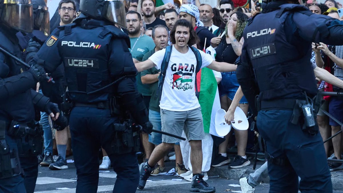 “Utilizar el orden para enfrentarse al desorden, utilizar la calma para enfrentarse a los que la agitan, esto es el dominio del corazón.”
SUN TZU, El arte de la guerra 
🫡