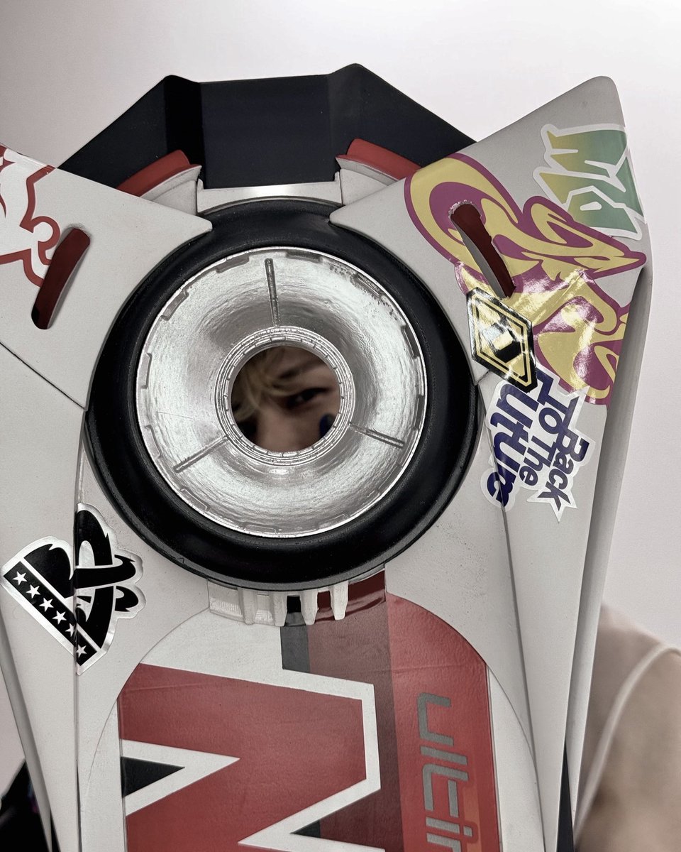 iwjeno's tweet image. Time   shifts,   styles    change,     but     the 
energy? Always the same. Call it CHILLER
call   it   the   future—either   way,  I’m  just 
getting started. 🕶️💥 Let’s ride this wave
 together. You in?