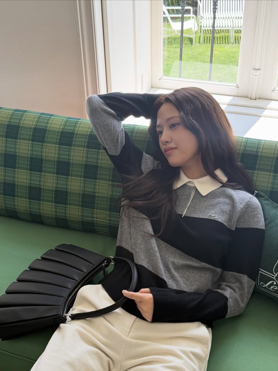 ANYUJIN_GLOBAL's tweet photo. YUJIN Instagram update (5)

@Lacoste 🍂

🔗https://t.co/3DD7L7dqrU

#ANYUJIN #안유진 #Lacoste #라코스테 https://t.co/mZxbHewllE