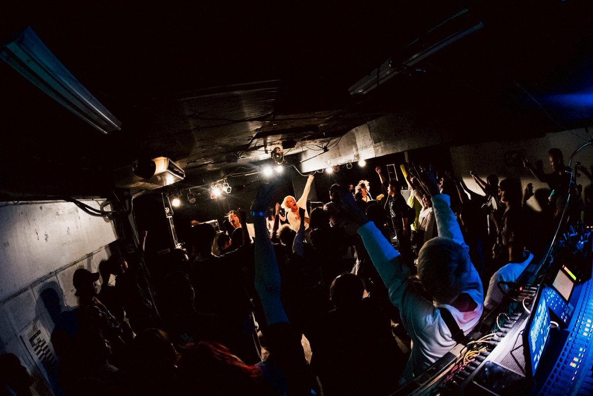 The_Dilong_Punk's tweet photo. Thank You新神楽&amp;RING CIRCUIT!!

これもみんなで掴んだ一本、みんなで作った景色、宝物になったよ

Next GIG...10/10(金)新神楽

Photo by @momoko_8k https://t.co/2ZCtWyFXEY