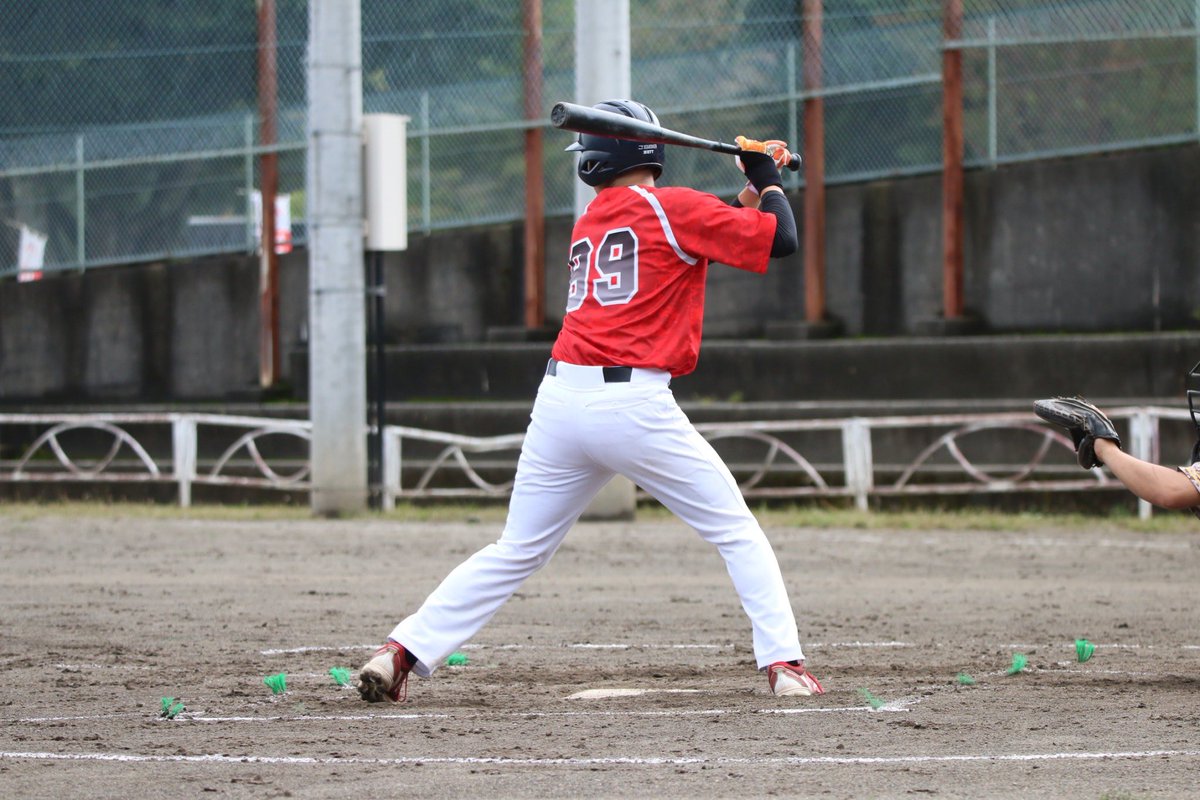 onez_baseball's tweet photo. 10/5(日) 秋季岳麓大会準決勝
対  DDK様  5-2〇

2回渡辺の右越3塁打で2点の先制に成功。3回に2点を返されるも、4回渡邉の2塁打と河村の2塁打で2点を追加。6回にも小俣の2塁打で1点を追加した。
投げては先発及川の要所を抑える粘りの好投で決勝へ進出しました！

DDK様、ありがとうございました！ https://t.co/R5zWwcpLdT