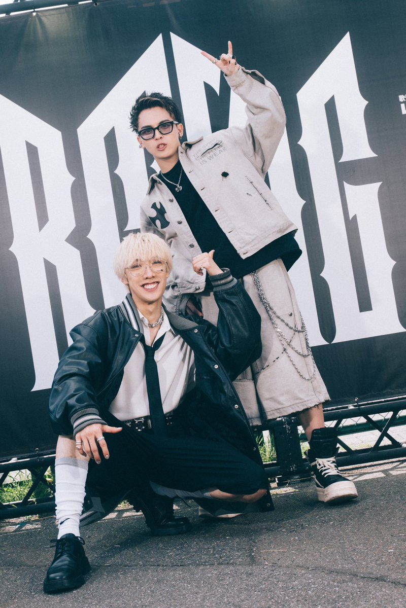 tttmameta's tweet image. この2人がいるからBMSGは大丈夫だと思える
SKY-HIは大丈夫だと思える
 #プライムビデオでBMSGFES