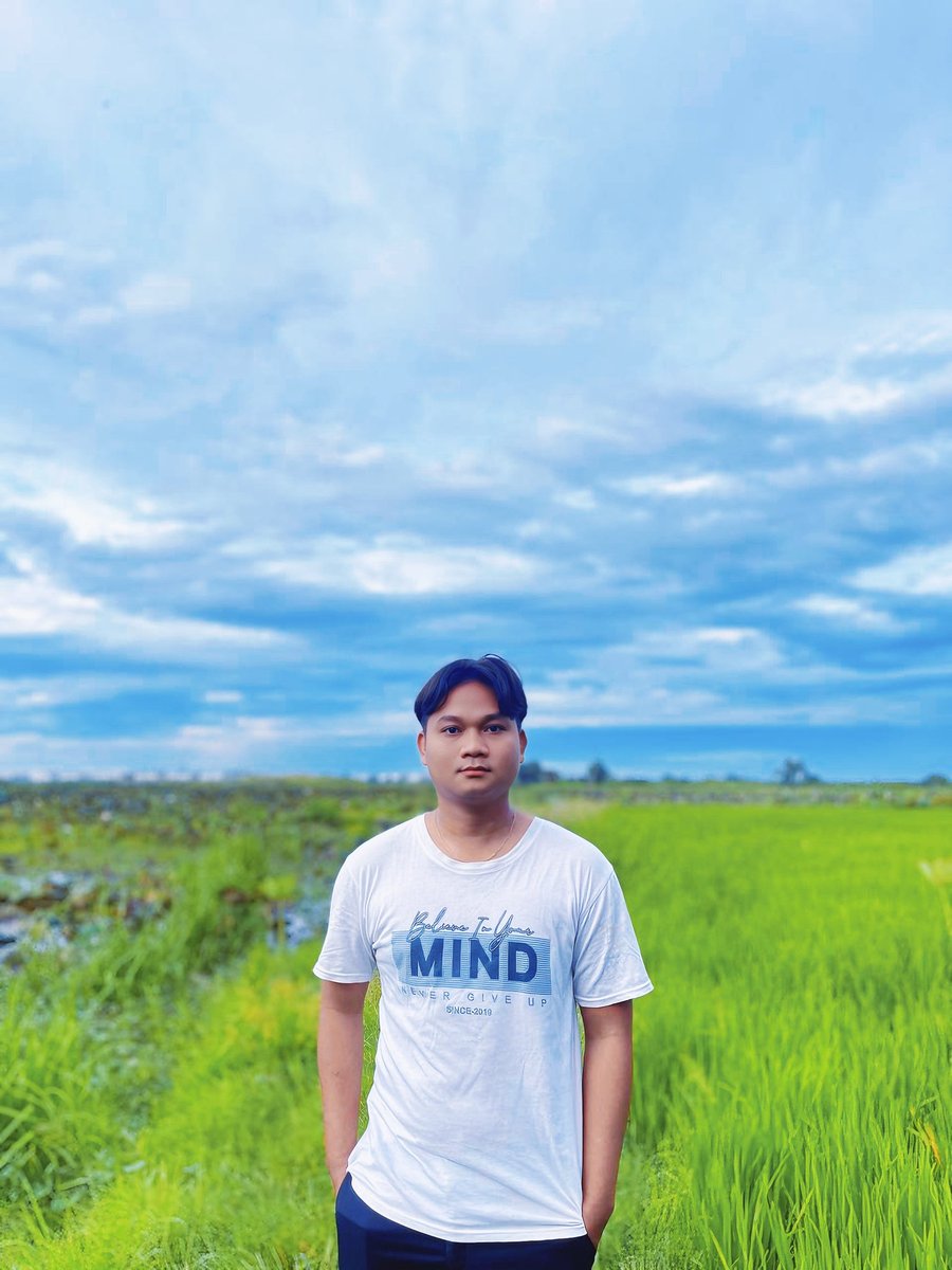 CheumSeyha's tweet photo. អាចវ៉ៃបាន???🤣🤭 https://t.co/v4SUqFbT0c