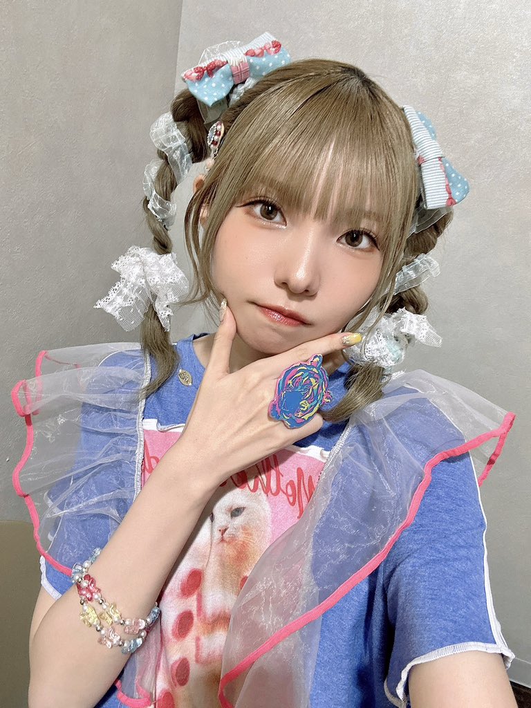 峯田茉優さん　サイン入りブロマイド fanmity限定特典】峯田茉優 200枚限定直筆サイン＆宛名入り特典