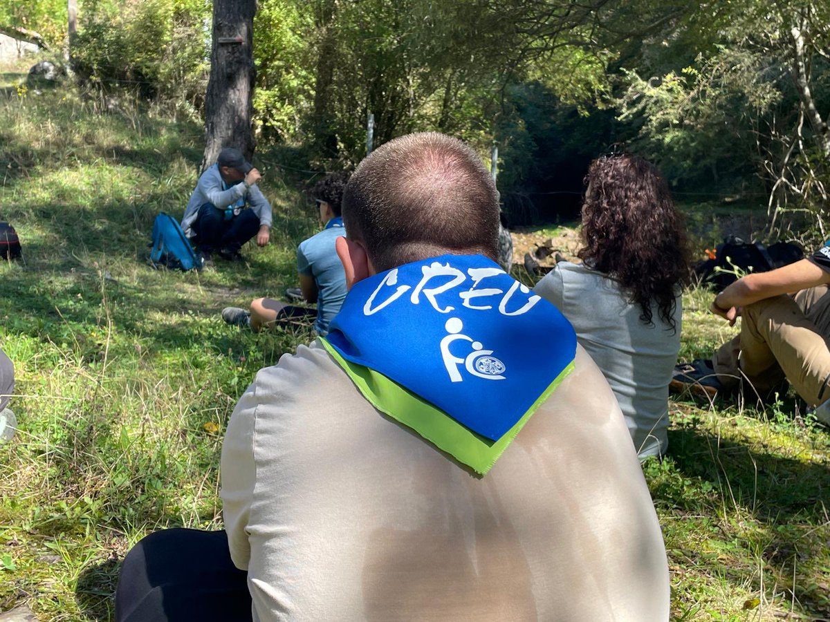 Veryllia's tweet image. Ahir 4 d’octubre, dia de sant Francesc d’Assís, celebràvem el temps de la Creació amb els animadors CREC. Una experiència profunda de #sentit, de connexió amb la natura,  i de construcció de la missió de l’animador CREC. 
#Gombrèn 
#grupsCREC
#autenticitat
#Anunciata