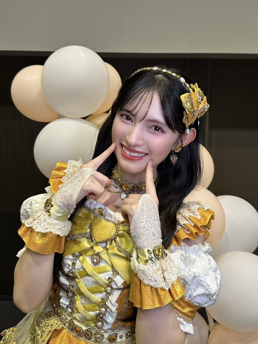 sendenbu_staff's tweet image. 仙台特典会！
会いに来てくださった方ありがとうございました♡

今日から部の順番が変わりまして…！
先に撮影会からスタート！
出来たての綺麗な状態で撮って頂けて嬉しいです♪

そして！
本日はウェーブの巻き下ろし〜♡巻いて下ろすのはお久しぶりで、！…