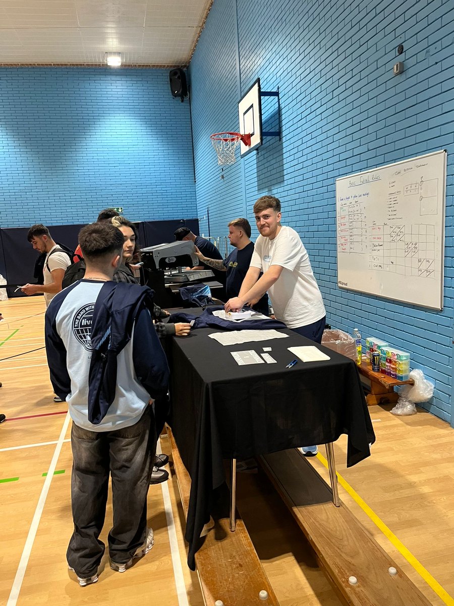 ev2sportswearuk's tweet image. It’s that time of year again! 🔵🟡

Our annual return to Bournemouth for the 2025 @teambusport Welcome Weekend has been amazing! 🙌 

Here’s to another year of supporting student-athletes! 🙌

#EV2 | #TeamBU | #DesignWithoutLimits