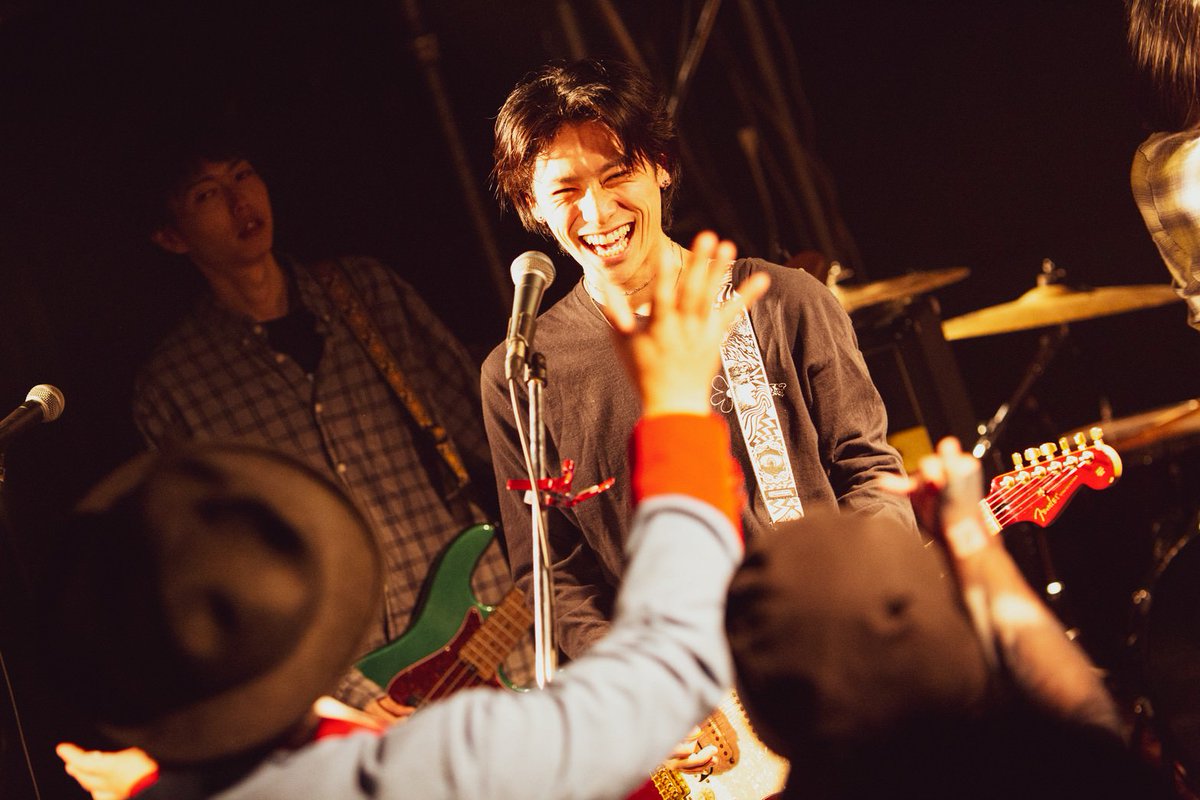 Live Go Round tweet media