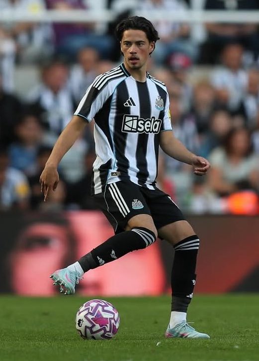 Horrible news about Lewis Hall.

Only upside is I’d be expecting to see a certain Leo Shahar appearing in upcoming #NUFC matchday squads soon.