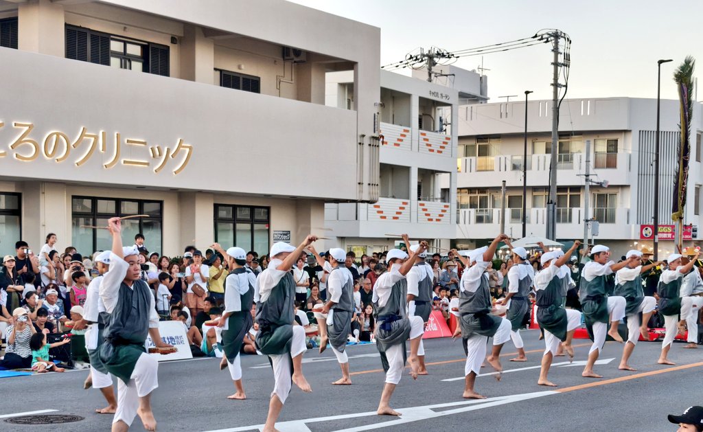 NekZima's tweet image. うるま市エイサーまつり
「平敷屋青年会」演舞

#うるま市エイサーまつり 
#平敷屋青年会
#平敷屋エイサー
#うるま市
#エイサー