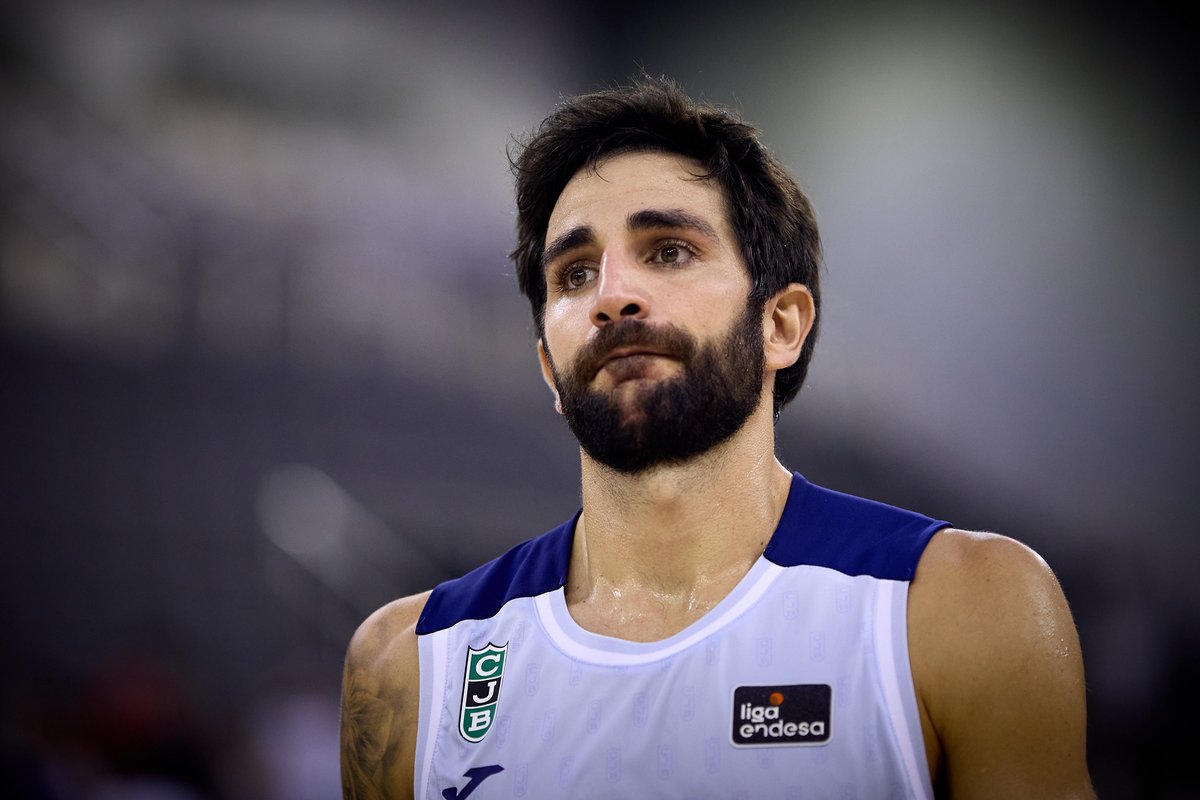 💥 Ricky Rubio nos ha vuelto a mostrar su magia

1⃣8⃣ puntos, 4⃣ asistencias y 3⃣0⃣ de valoración en su vuelta. 

El baloncesto vuelve a sonreír con <a href="/rickyrubio9/">Ricky Rubio</a> ❤️

#LigaEndesa | <a href="/Penya1930/">Club Joventut Badalona</a>