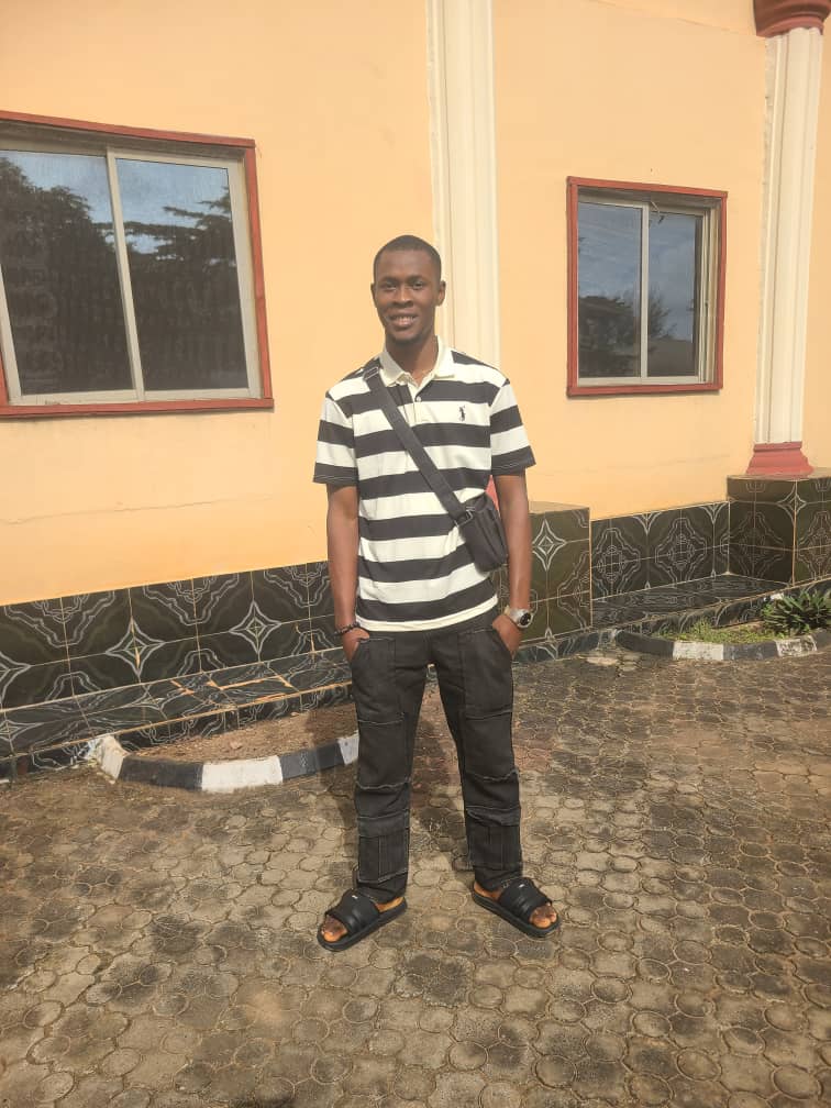 samcodes001's tweet photo. Happy Sunday ✝️
Locking in this month 
Exploring Mern Stack, System Design and software architecture. https://t.co/n0I6rFnscO