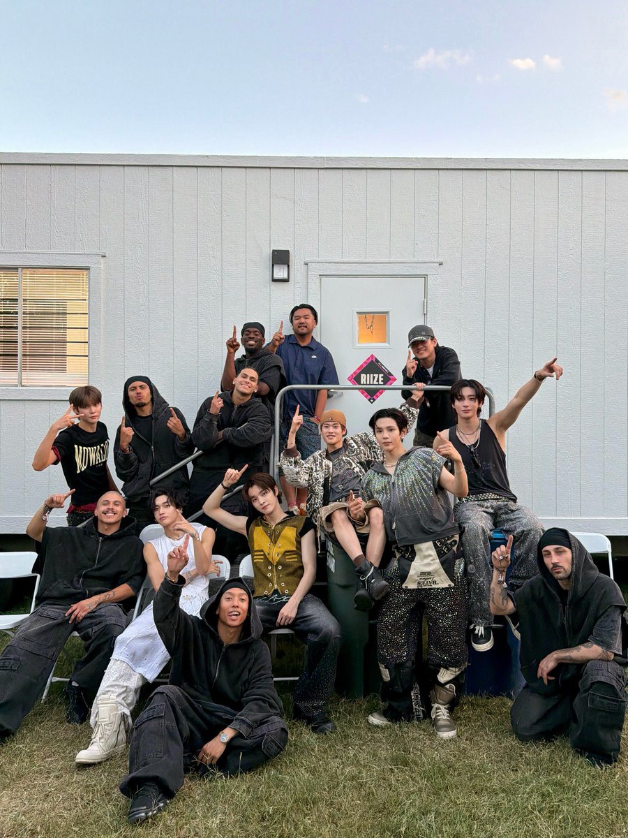 Ieeantoni's tweet photo. we had an amazing time, huge thanks to ACL 2025 for having us! https://t.co/kJRSiOPTtv