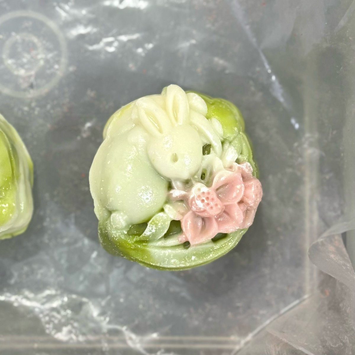 had so much fun making these mooncakes 🪷🐇