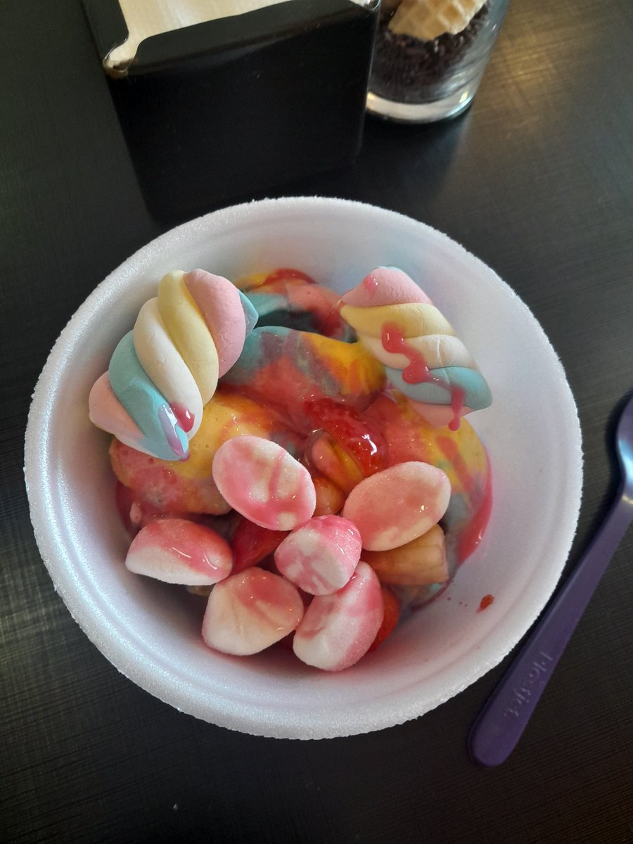 maluuszx's tweet image. #almocotwt 🦄