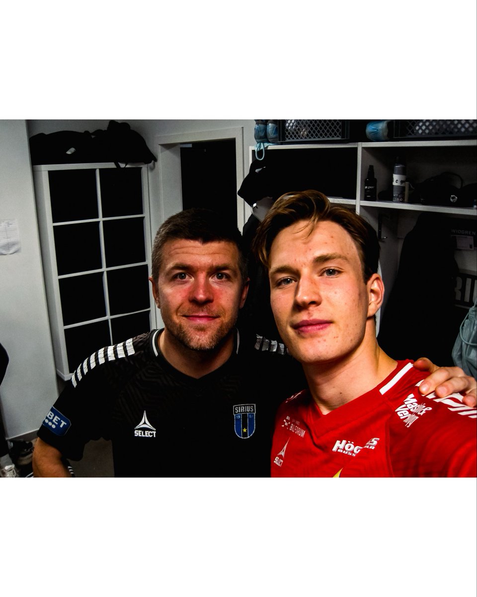 📸 Stämningen i omklädningsrummet!

Dagens fotograf: #34