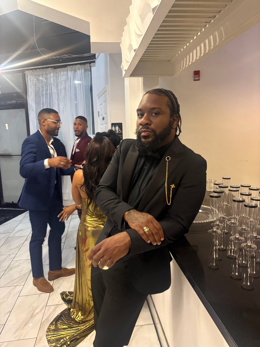 📸Tevin D. Washington📸 tweet media