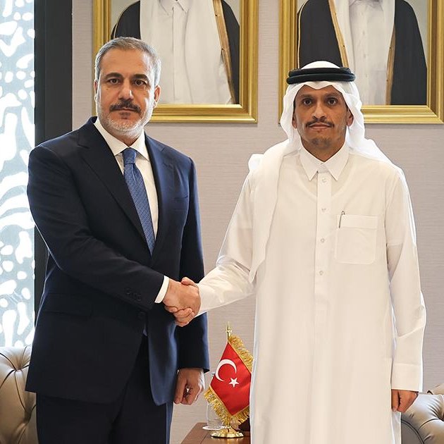 #SONDAKİKA

🚨 Dışişleri Bakanı Hakan Fidan, Katar Başbakanı ve Dışişleri Bakanı Şeyh Muhammed bin Abdurrahman Al Sani ile telefon görüşmesi gerçekleştirdi.

Görüşmede, Gazze’de ateşkesin sağlanmasına yönelik planın uygulanmasına ilişkin konular ele alındı.