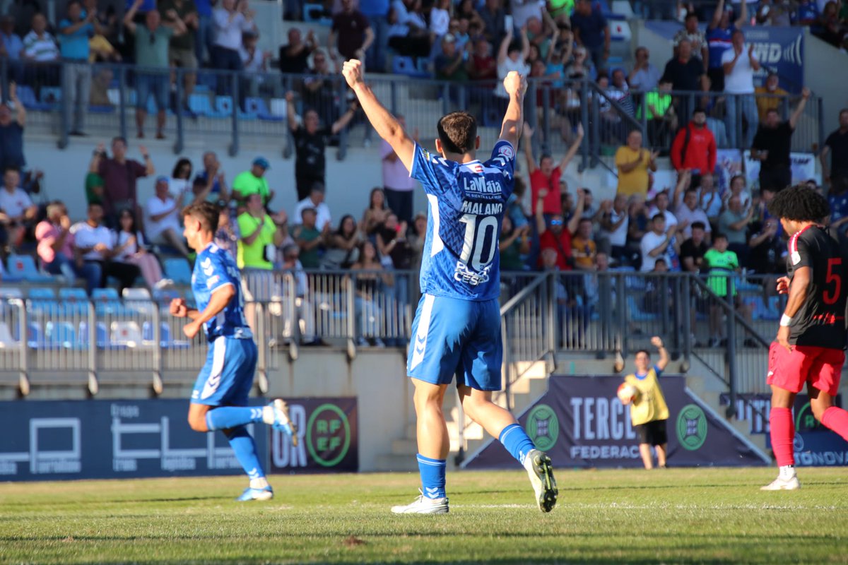 🔚 ¡𝐅𝐈𝐍𝐀𝐋 𝐃𝐄𝐋 𝐏𝐀𝐑𝐓𝐈𝐃𝐎!

2⃣ @CSPuertollanoCF
🆚️
1⃣ @CD_Villacanas

✅ ¡+3! Gran primera mitad del equipo industrial que, aún sufriendo en la segunda, le valió para llevarse la victoria en El Cerrú. 
¡A seguir trabajando! 💪💙

#ElRetornoDeLaIlusión