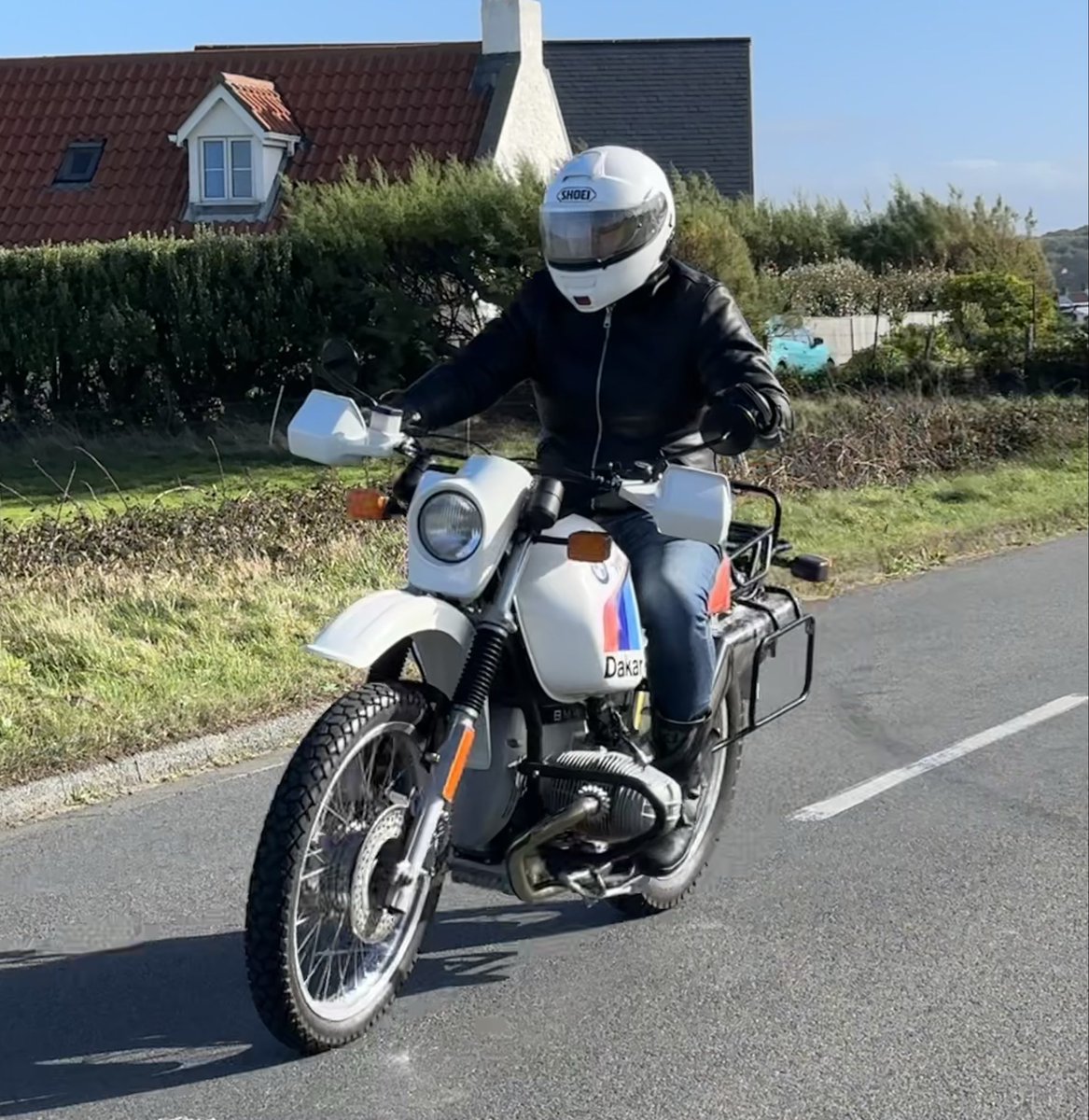 gnsymutterings's tweet image. A lovely afternoon ride in memory of Roy De Jersey who raced bikes on the beach up the hill and also rode trails he is missed by many