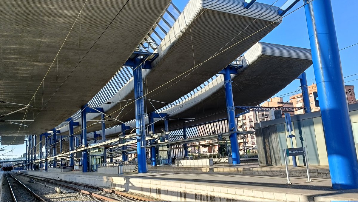 Lleida Pirineus 
PK. 442 , Línea Madrid ñ-Barcelona-Francia