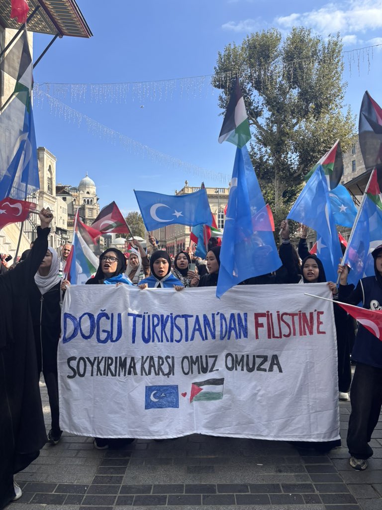 byzaanrss's tweet photo. Aynen susuyoruz(!) https://t.co/a9GFpH6loK