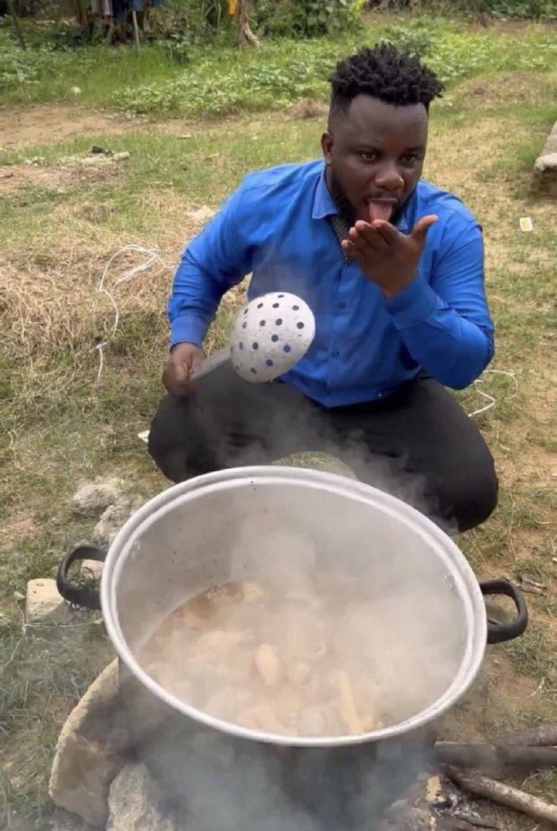 Chukwukeziajoel's tweet photo. Give me Barcelona highline Make I Cook.
#SEVFCB #Football #LaLiga https://t.co/kbeXyXYKfv