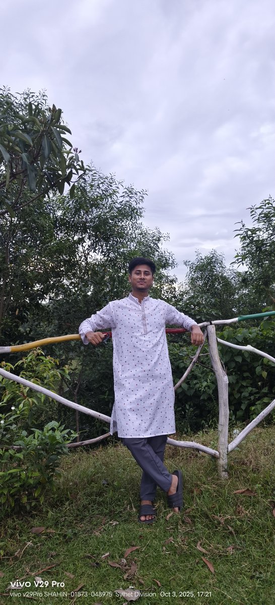 zuberdev's tweet image. here's no time to see what anyone said, you have to move forward at your own pace.
Traveling and seeing the beautiful world allah has created is my passion.
----Zuber----