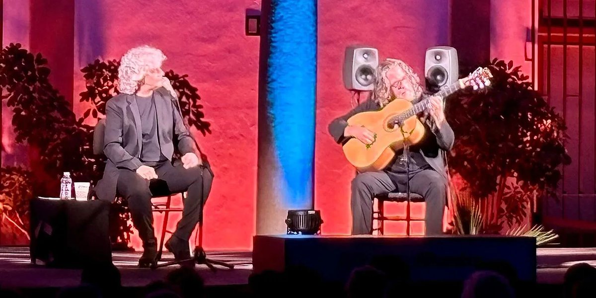 flamencolive's tweet image. Mayte Martín ofreció en la Bienal de Granada un recital de cantes clásicos junto al toque de José Gálvez que supo llevársela al terreno de lo flamenco en una confluencia entre lo dulce y lo clásico. #flamenco #cante #guitarra #MayteMartin #Granada buff.ly/6rkwzT8