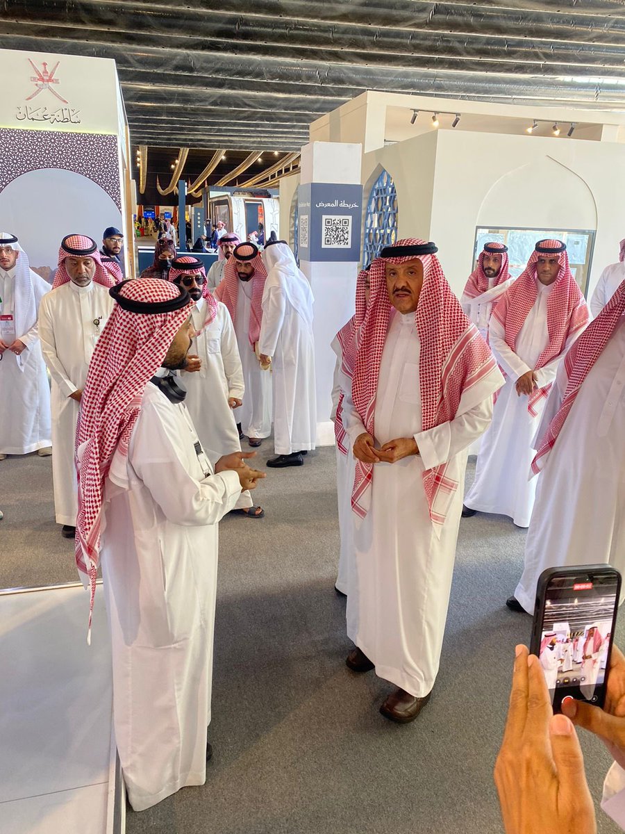 KNews2030_KSA's tweet image. «سماوي» في #معرض_الرياض_للكتاب 2025.. تجربة ذكية تقرّب القارئ من الكتاب

#خبر_الرياض 

تشارك منصة سماوي في معرض الرياض الدولي للكتاب 2025 في نسخته الجارية، التي انطلقت مطلع أكتوبر تحت شعار &quot;الرياض تقرأ&quot;، والذي تنظمه هيئة الأدب والنشر والترجمة خلال الفترة من 2 إلى 11 أكتوبر في حرم…