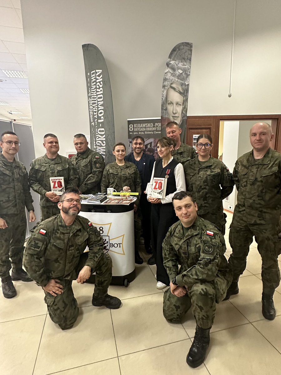 clare mulley tweet media