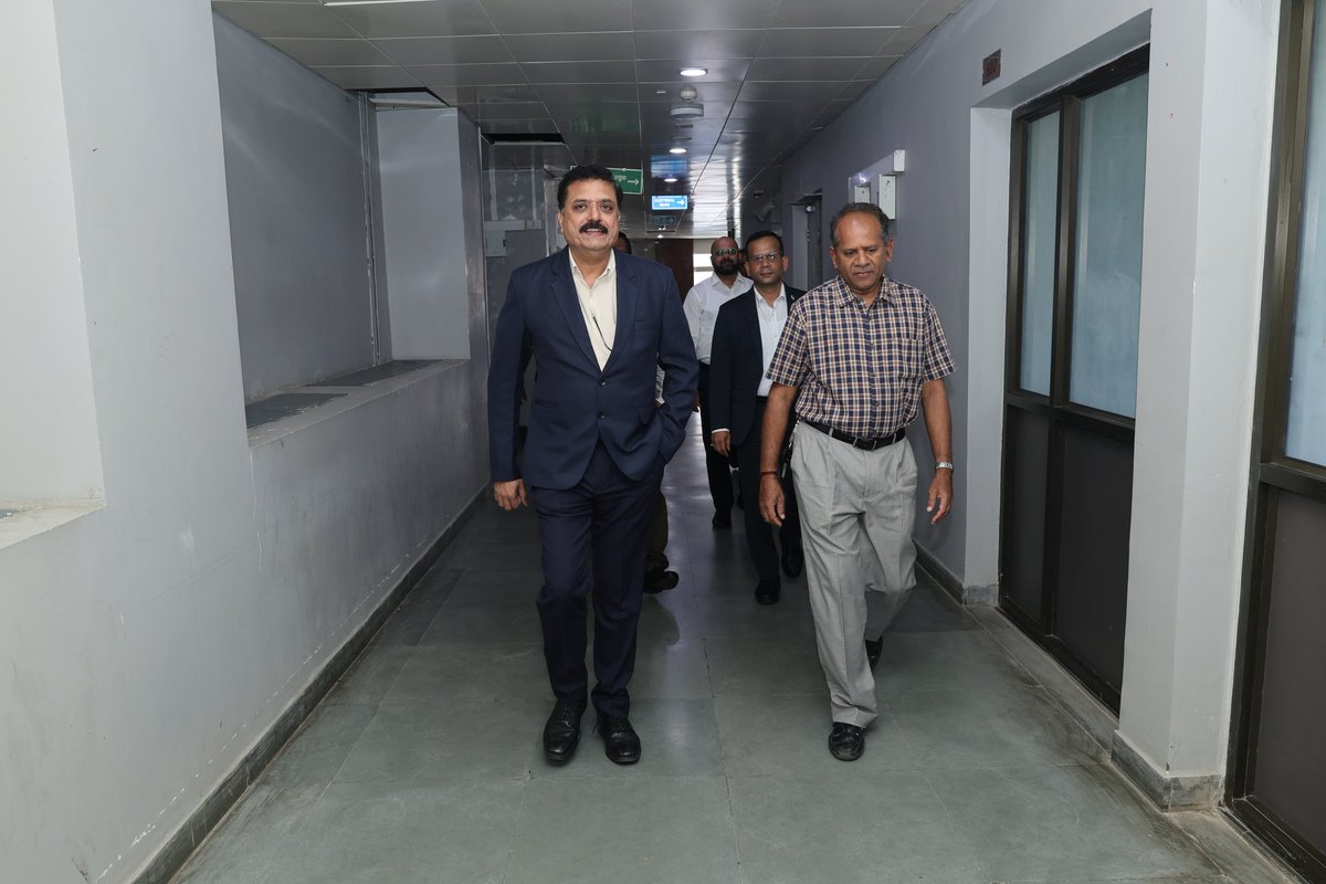 Ntcpwc_offcl's tweet image. A momentous milestone!✨
On October 4, 2025, New Mangalore Port Authority (NMPA) signed an MoU with @Ntcpwc_offcl @IITMadras
to establish the Port Automation Unit (PAU). In the august presence of Dr. Venkata Ramana Akkaraju, Chairperson, NMPA, this collaboration will drive…